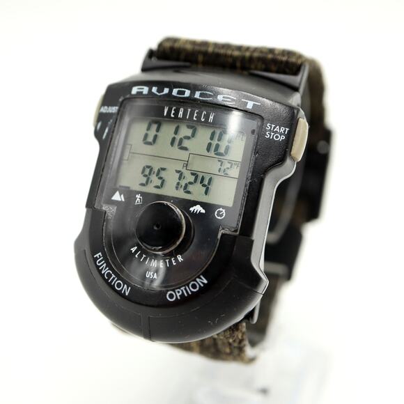 Avocet Vertech II Altimeter Ski Alpin Black 37mm Watch Nylon Strap w New Battery